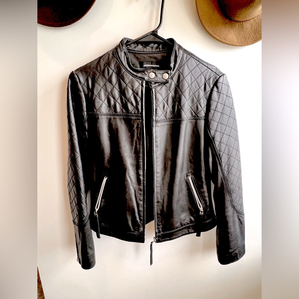 Moda International 100% Leather Jacket